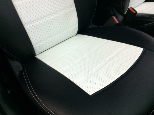 Авточехлы на Lada Granta Авточехлы на Lada Granta