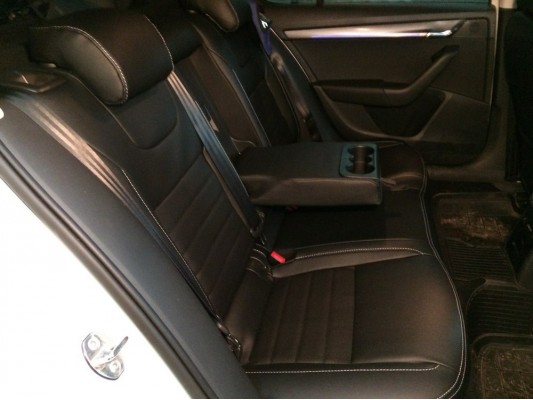 Каркасные авточехлы на Skoda Octavia A7 FL Каркасные авточехлы на Skoda Octavia A7 FL