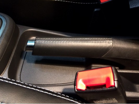 Перетяжка рычага и чехла КПП Перетяжка рычага и чехла КПП